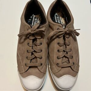 Footjoy soft spike golf shoes